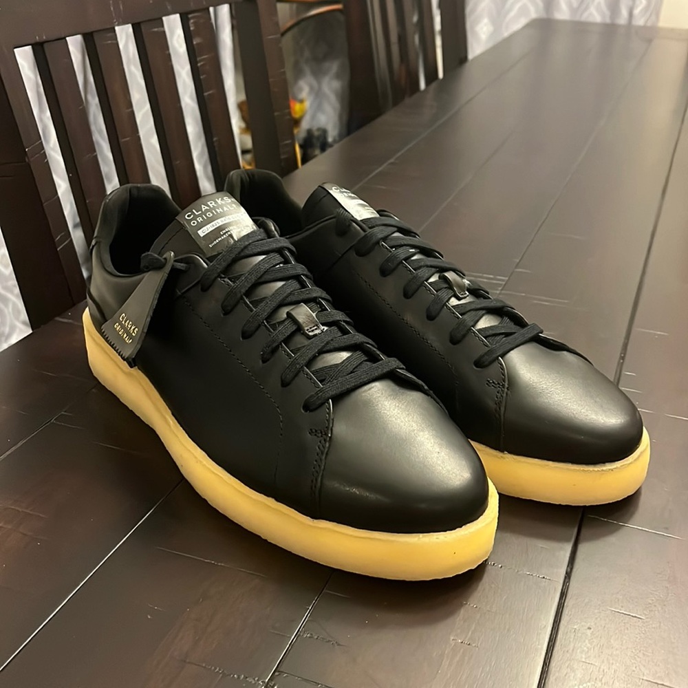 Clarks Originals Tormatch Shoes Sneakers new black leather crepe sole Mens Sz 12